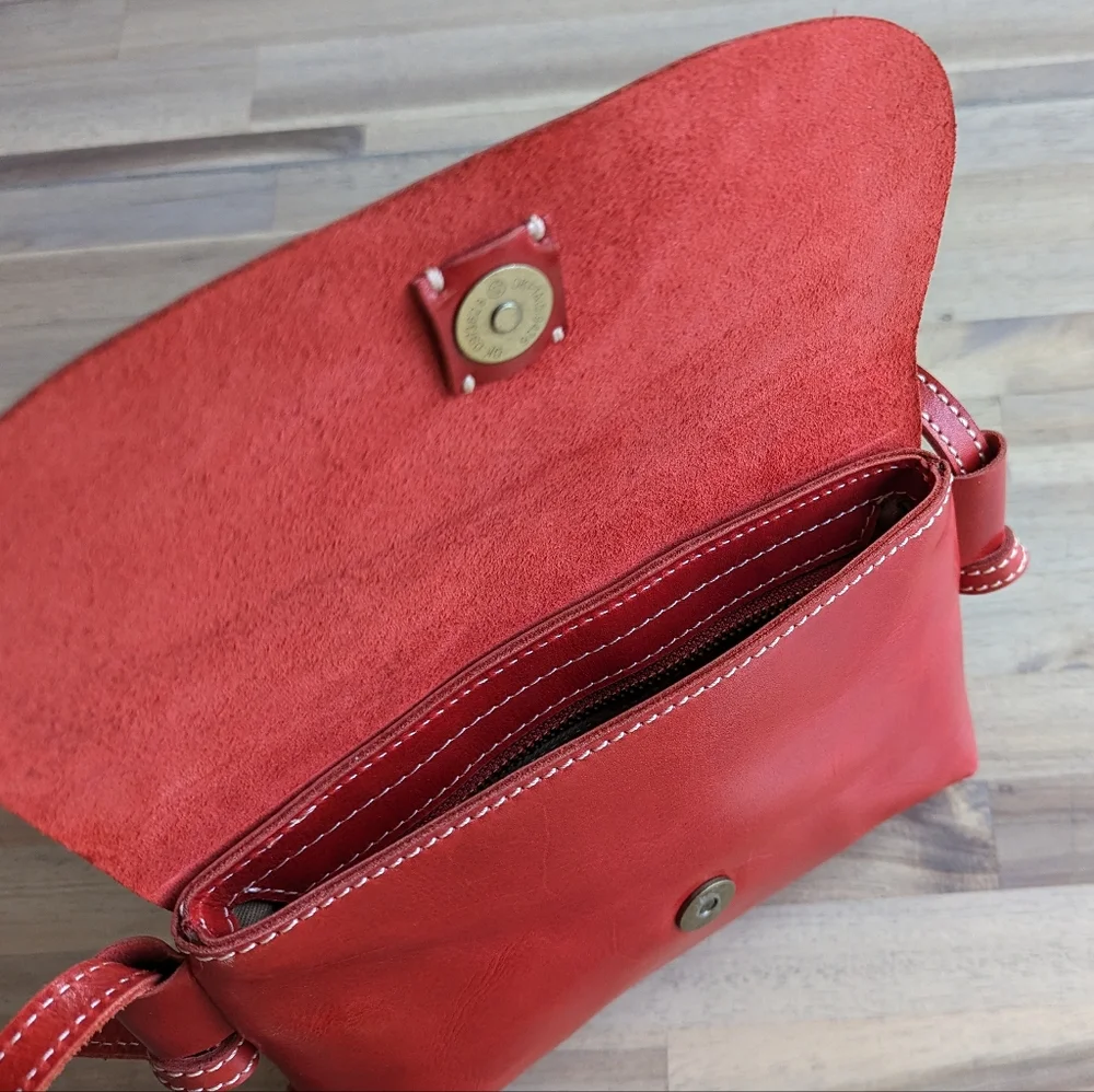 HOBO Crossbody NWOT‎